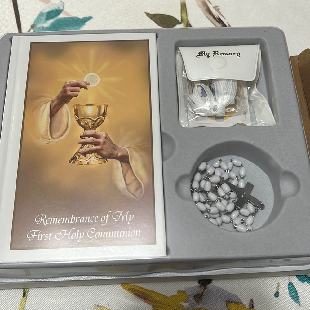 Blessed Sacrament First Communion Boxed Set